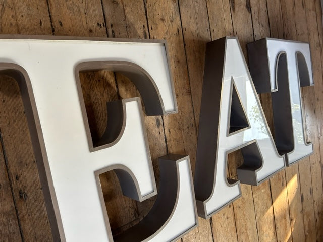 FABULOUS ENGLISH LARGE SHOP LETTERS " TEA " OR " EAT " E A T