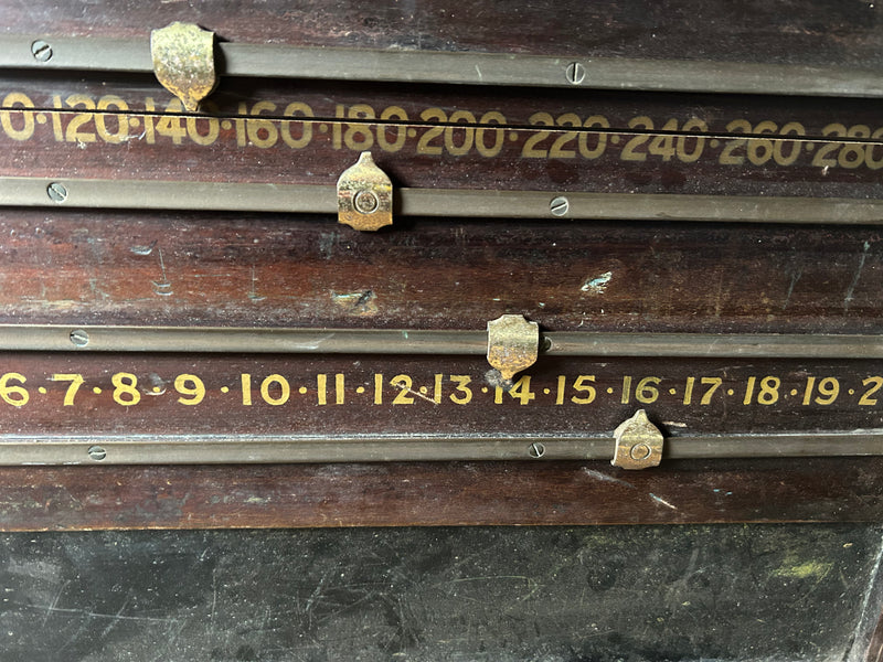VINTAGE WOODEN BILLARDS SCORE BOARD ! - SOLD -
